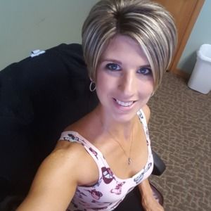 Meet your Posher, Crystal